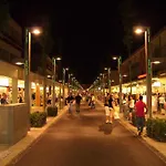 Enjoy The Peace On Our Beautiful Terrace - Beahost アパート *