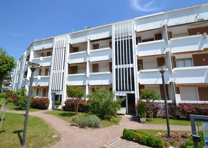 Enjoy The Peace On Our Beautiful Terrace - Beahost